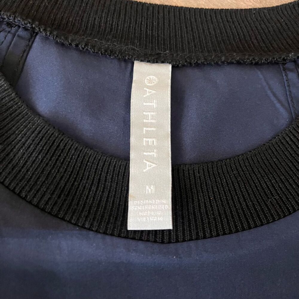 Athleta Blue Pattern Athletic Workout Tank Too Women Medium - Picture 3 of 4